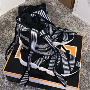 LF x Jeffrey Campbell Wutang sneakers sz6